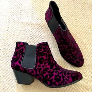 👠TOPSHOP Pink Embroidery Heeled Boots